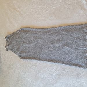 Love @ First Sight size S Sleeveless Sweater Dress